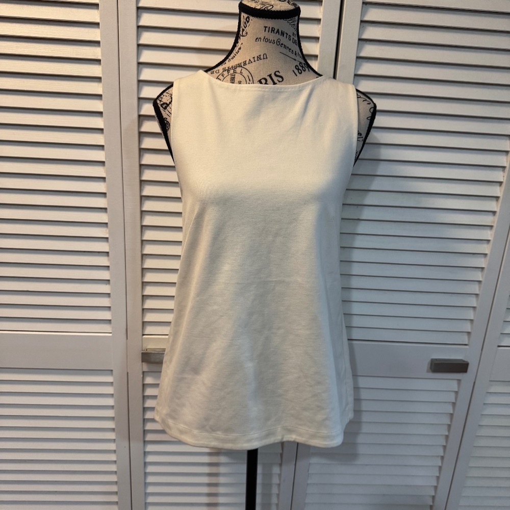 Ann Taylor- Elegant White Sleeveless TopXS oversized